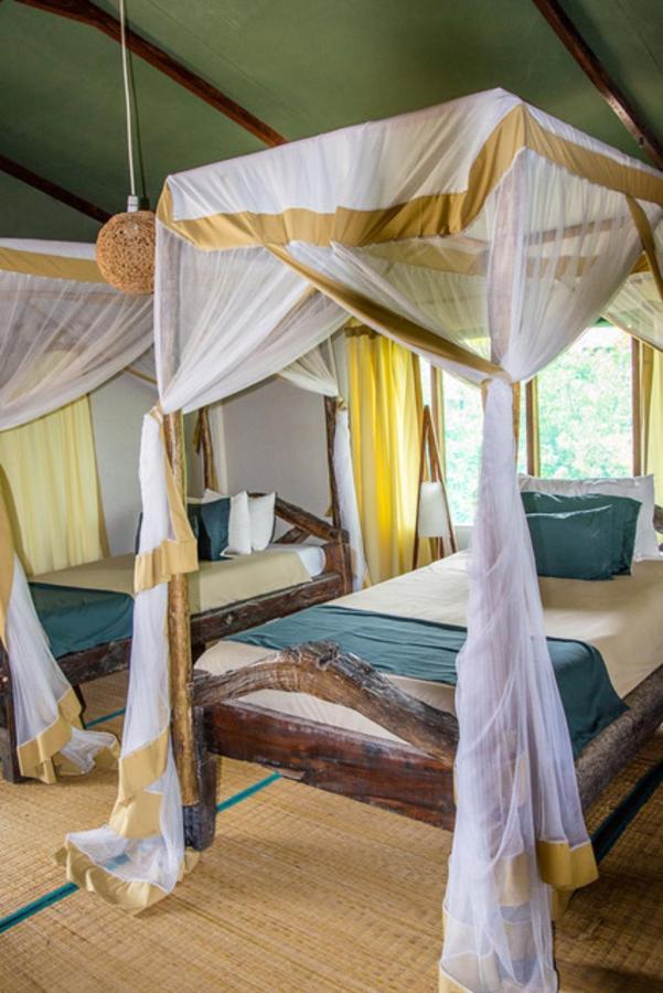 Simply Saadani Camp, A Tent With A View Safaris Mkwaja 외부 사진