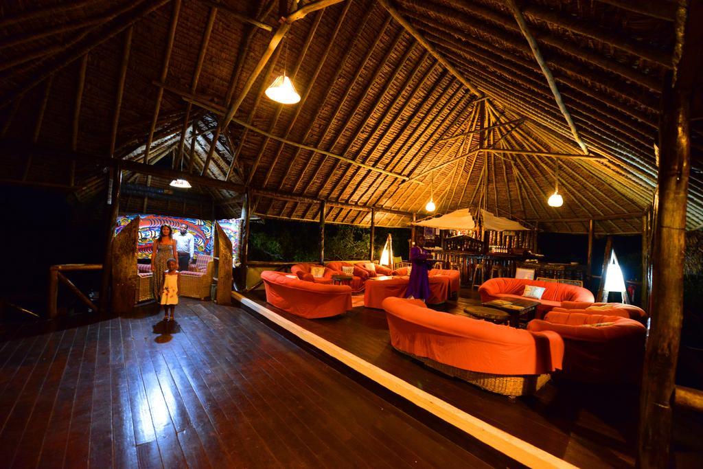 Simply Saadani Camp, A Tent With A View Safaris Mkwaja 외부 사진