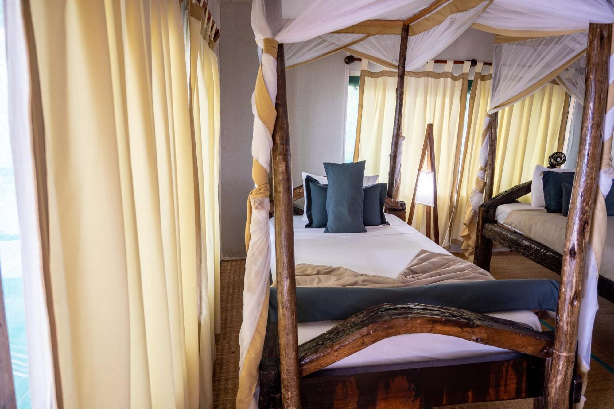 Simply Saadani Camp, A Tent With A View Safaris Mkwaja 외부 사진